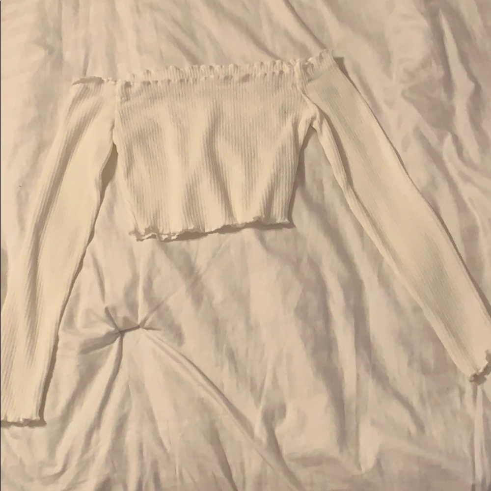 White off the shoulder crop top XS